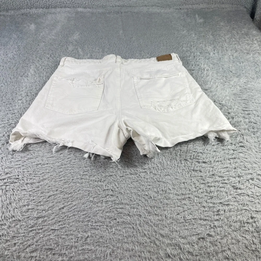 American Eagle Highest Rise Baggy Short White Distressed Denim Size 12 Waist